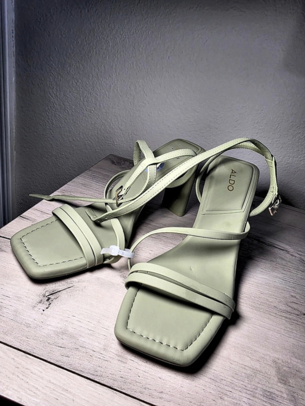 ALDO Malena Green Block Heel Sandals US 8.5